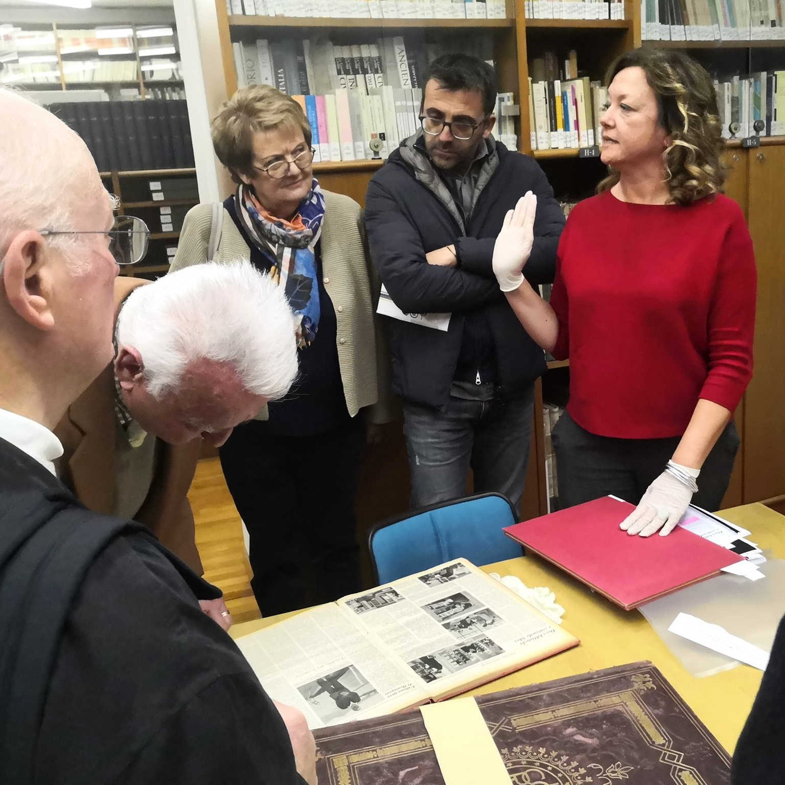 Le collezioni della biblioteca dell’Associazione Archivio Storico Olivetti